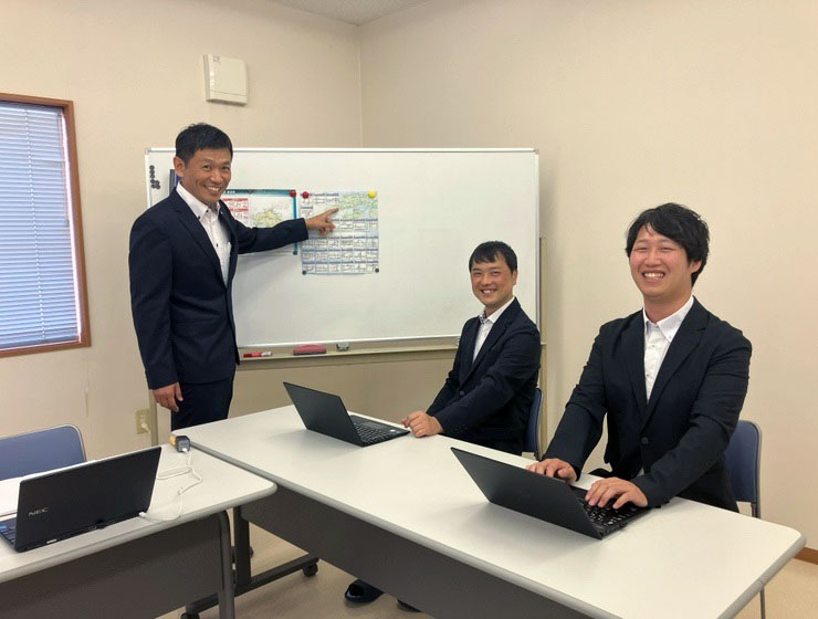通年ノーネクタイ